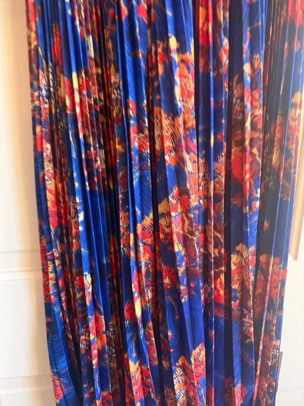 HUNTER BELL - Sabine Floral Pleated Midi Dress -watercolor Bouquet size XS, NWT - Picture 6 of 12